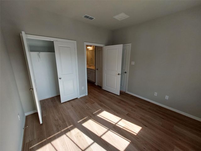 6423 Paris Street, Houston, TX 77021