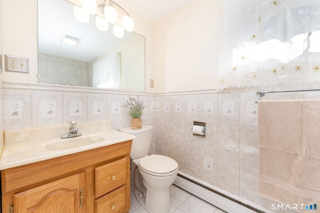 101 Collier Road, Wethersfield, CT 06109