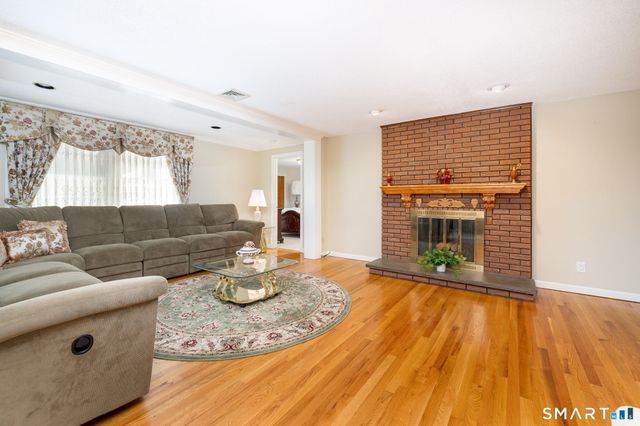 101 Collier Road, Wethersfield, CT 06109