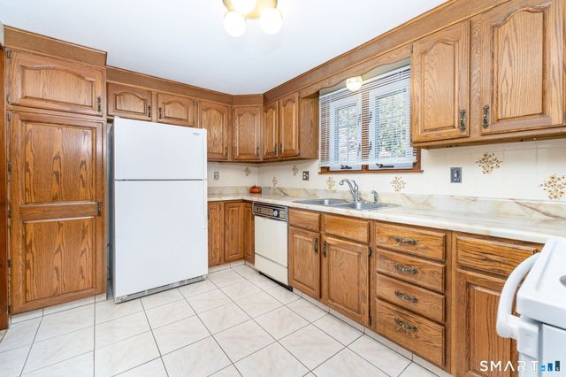 101 Collier Road, Wethersfield, CT 06109