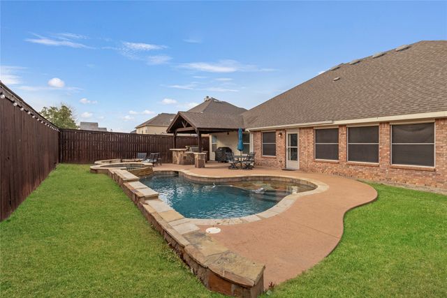 12348 Macaroon Lane, Fort Worth, TX 76244