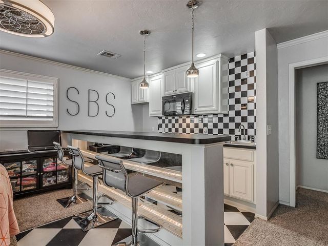 3128 N Timber Avenue, Bethany, OK 73008