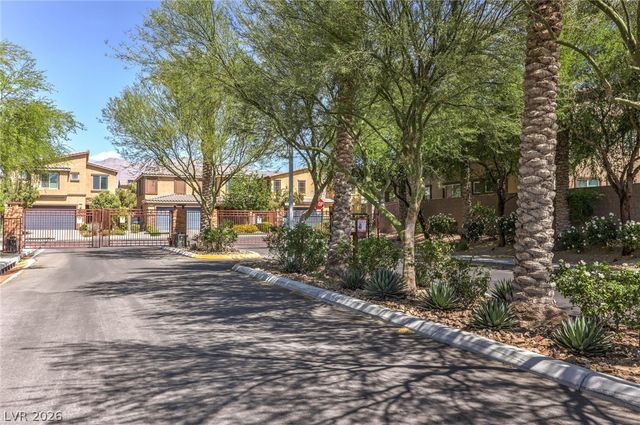 7754 Wishbone Falls Street, North Las Vegas, NV 89084