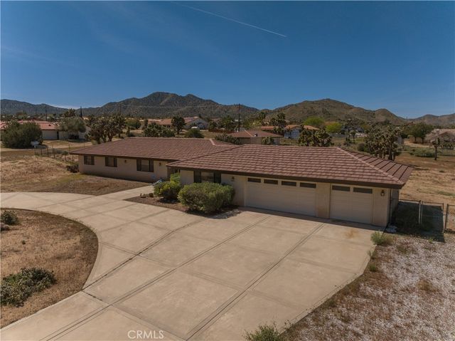9178 Fortuna, Yucca Valley, CA 92284