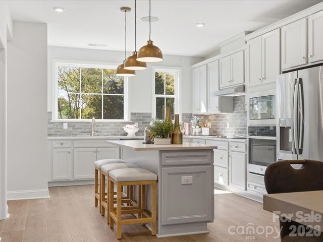 3033 Circles End, Charlotte, NC 28226