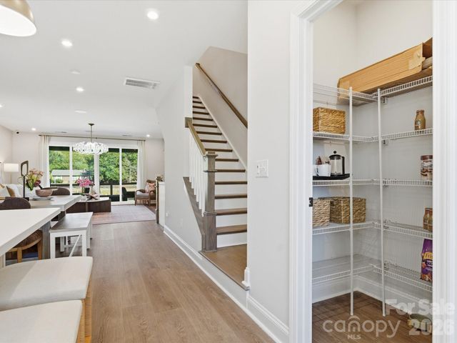 3033 Circles End, Charlotte, NC 28226