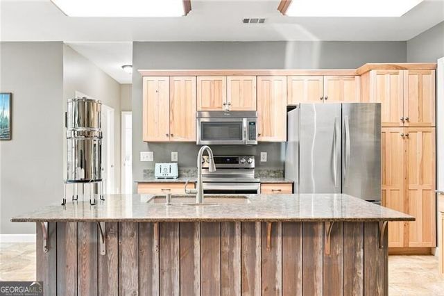 145 Ridgeline Road, Talking Rock, GA 30175