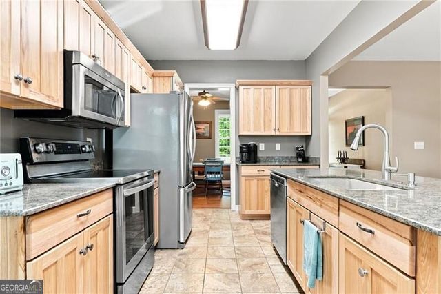 145 Ridgeline Road, Talking Rock, GA 30175