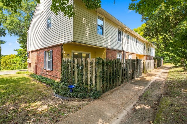 5510 Country Dr Apt 94, Nashville, TN 37211