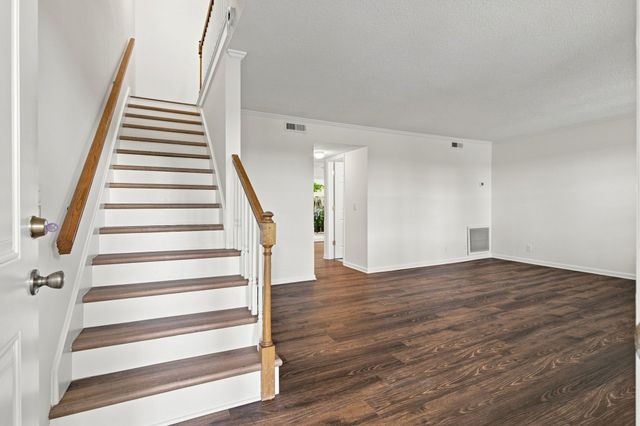 5510 Country Dr Apt 94, Nashville, TN 37211