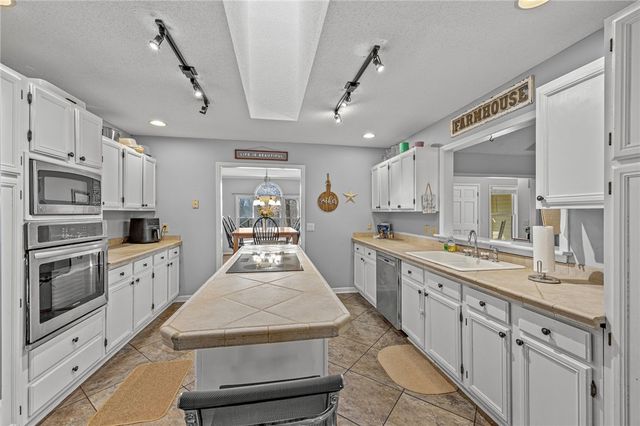 608 Hampton Road, Liberty, SC 29657