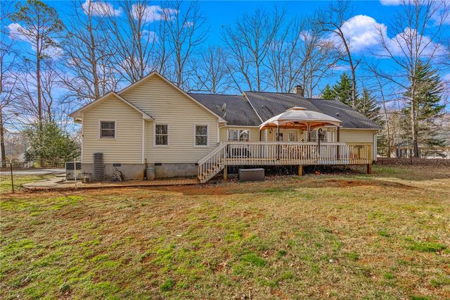 608 Hampton Road, Liberty, SC 29657