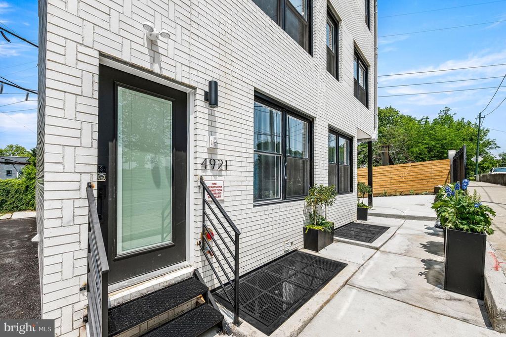 4921 CHESTER AVE #2O2, Philadelphia, PA 19143