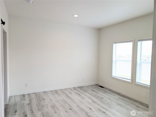 902 97th Street E, Tacoma, WA 98445