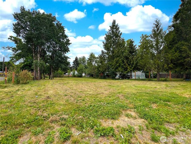 902 97th Street E, Tacoma, WA 98445