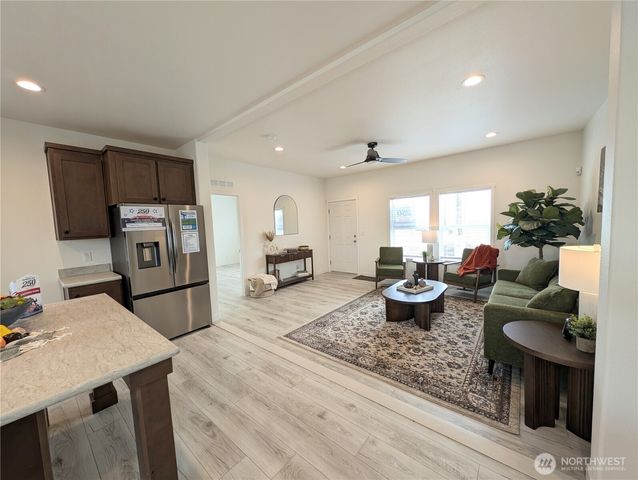902 97th Street E, Tacoma, WA 98445