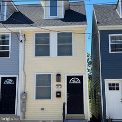312 RIDGEWAY ST, Gloucester City, NJ 08030