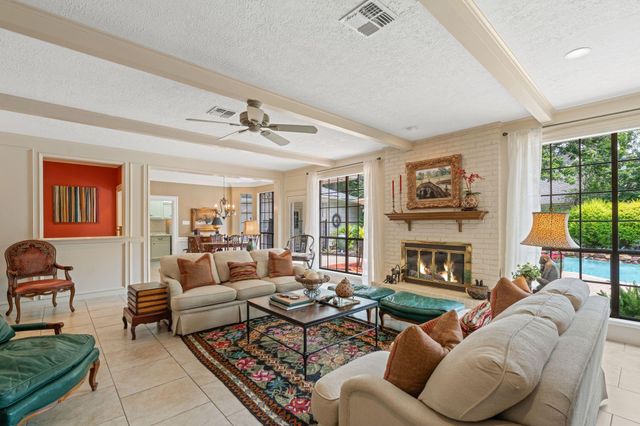 5207 Fountainbridge Lane, Houston, TX 77069