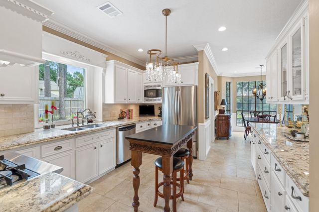5207 Fountainbridge Lane, Houston, TX 77069