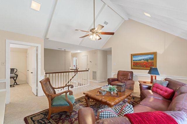 5207 Fountainbridge Lane, Houston, TX 77069