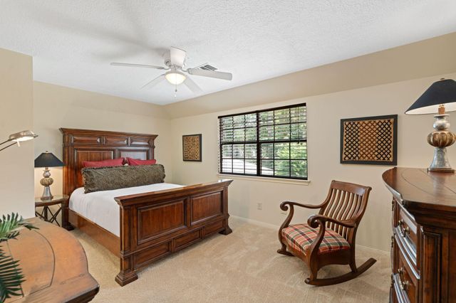 5207 Fountainbridge Lane, Houston, TX 77069