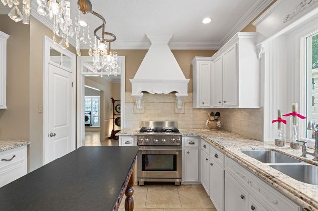 5207 Fountainbridge Lane, Houston, TX 77069