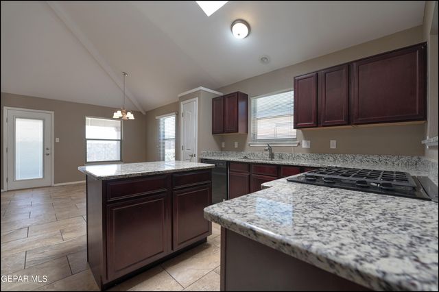 6617 Berringer Street, El Paso, TX 79932