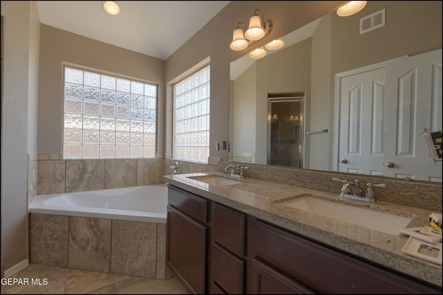 6617 Berringer Street, El Paso, TX 79932