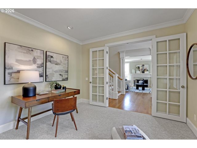 8408 Nw HAWKINS Blvd, Portland, OR 97229