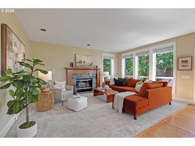 8408 Nw HAWKINS Blvd, Portland, OR 97229