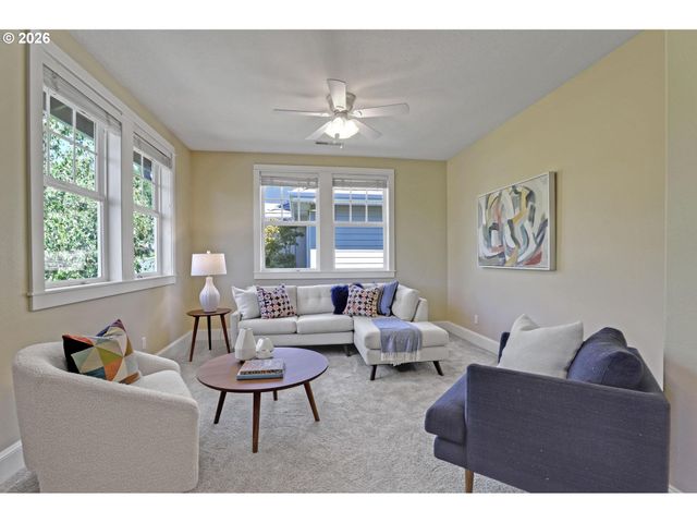 8408 Nw HAWKINS Blvd, Portland, OR 97229