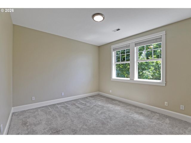 8408 Nw HAWKINS Blvd, Portland, OR 97229