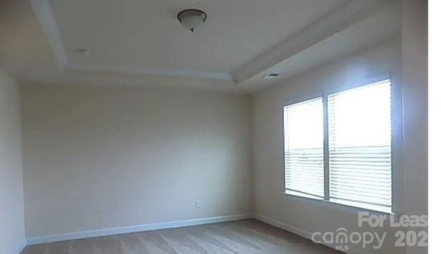 5633 Garrow Glen Road, Charlotte, NC 28278