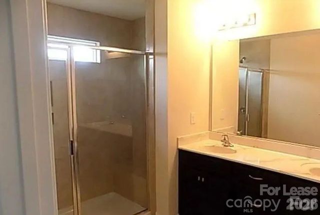 5633 Garrow Glen Road, Charlotte, NC 28278