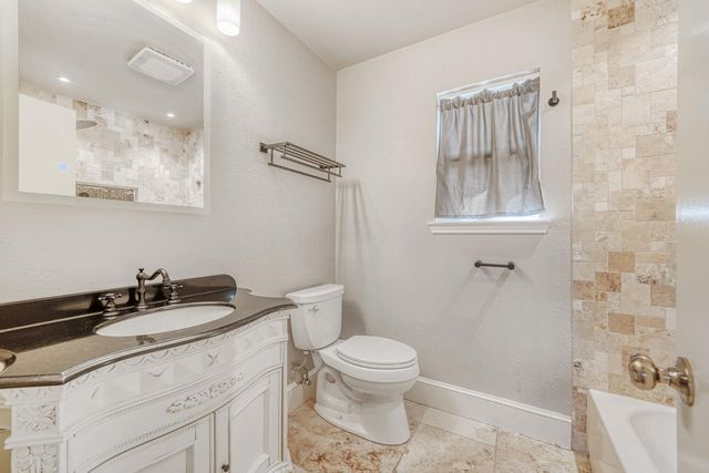 4148 Stonecroft DR, Austin, TX 78749