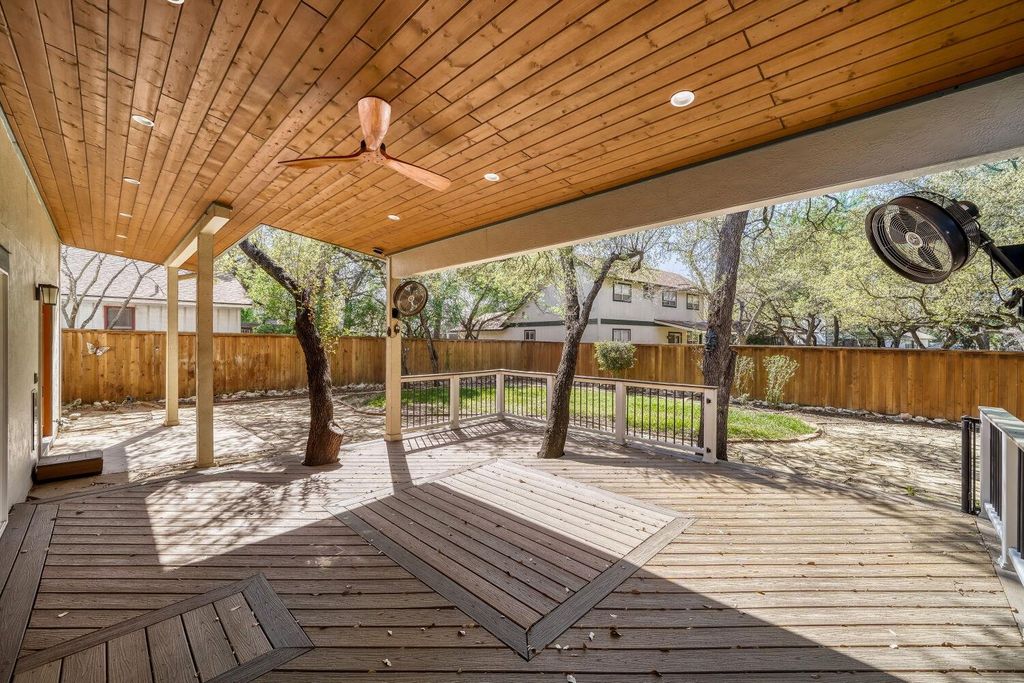 4148 Stonecroft DR, Austin, TX 78749