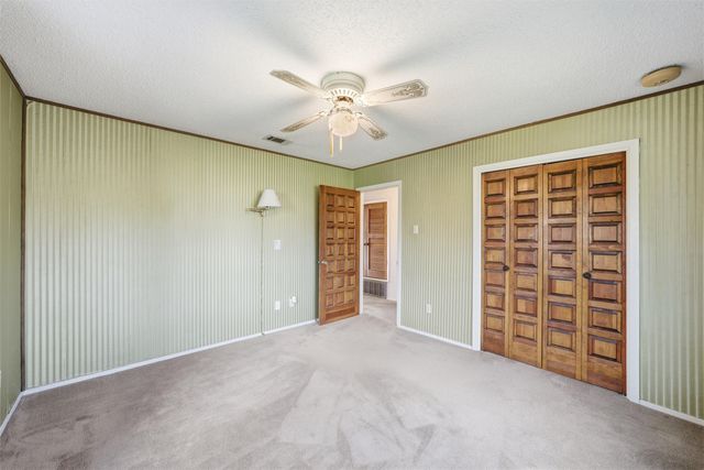 805 Evelyn Drive, Lorena, TX 76655