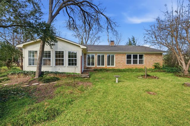 805 Evelyn Drive, Lorena, TX 76655