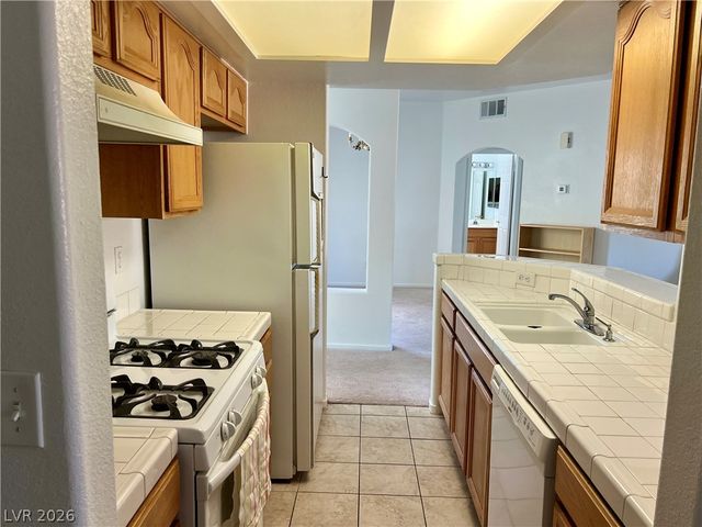 2975 Bluegrass Lane 321, Henderson, NV 89074