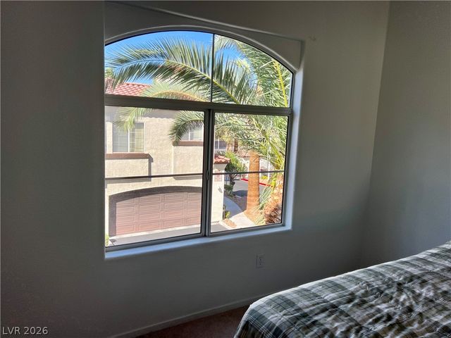 2975 Bluegrass Lane 321, Henderson, NV 89074