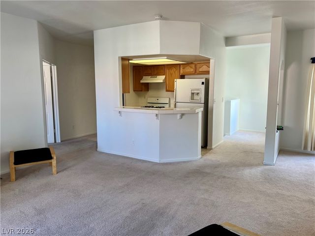 2975 Bluegrass Lane 321, Henderson, NV 89074