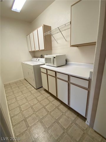 2975 Bluegrass Lane 321, Henderson, NV 89074