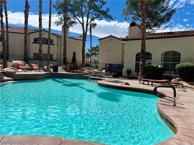 2975 Bluegrass Lane 321, Henderson, NV 89074