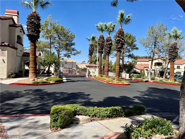 2975 Bluegrass Lane 321, Henderson, NV 89074