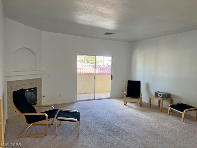 2975 Bluegrass Lane 321, Henderson, NV 89074