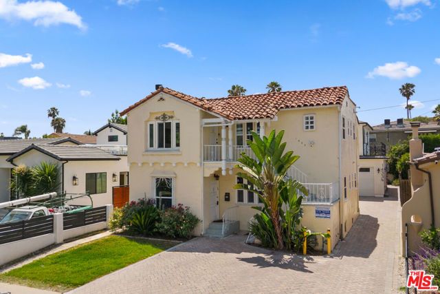 1433 Livonia Avenue, Los Angeles, CA 90035