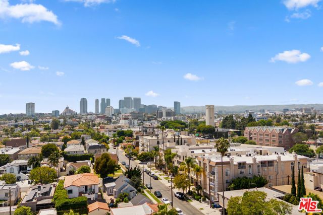1433 Livonia Avenue, Los Angeles, CA 90035