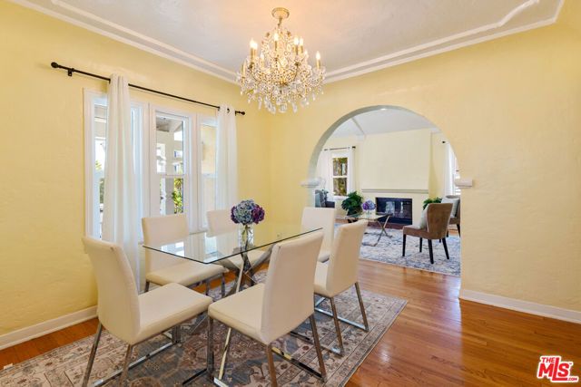 1433 Livonia Avenue, Los Angeles, CA 90035