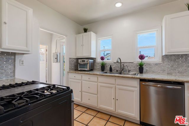 1433 Livonia Avenue, Los Angeles, CA 90035