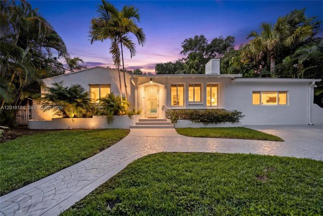 8250 NE 3rd Ct, Miami, FL 33138